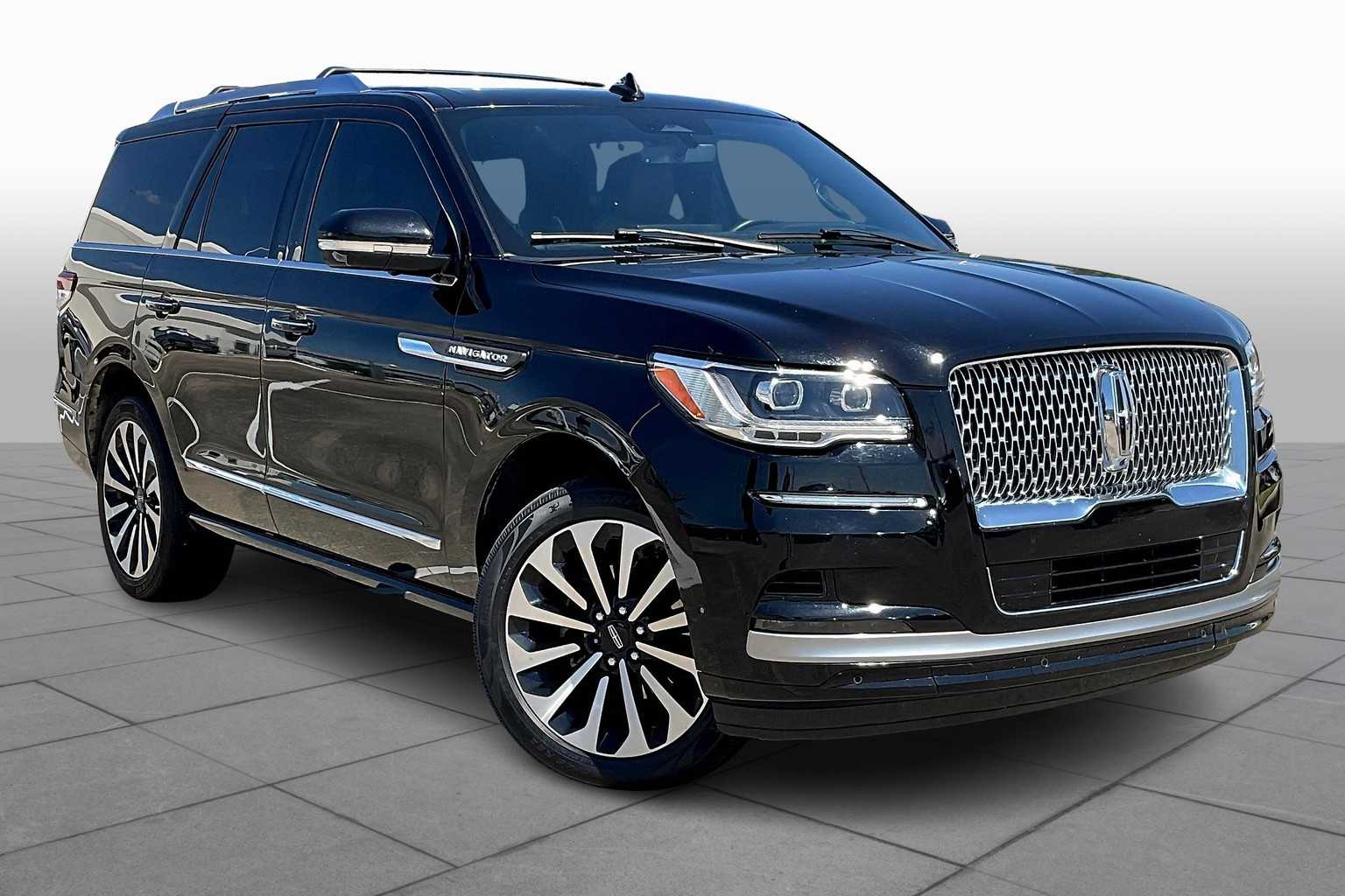 2022 Lincoln Navigator Reserve photo 2