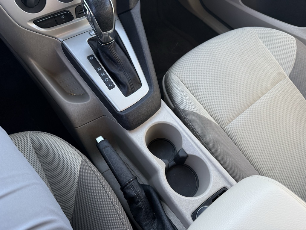 2014 Ford Focus SE photo 10