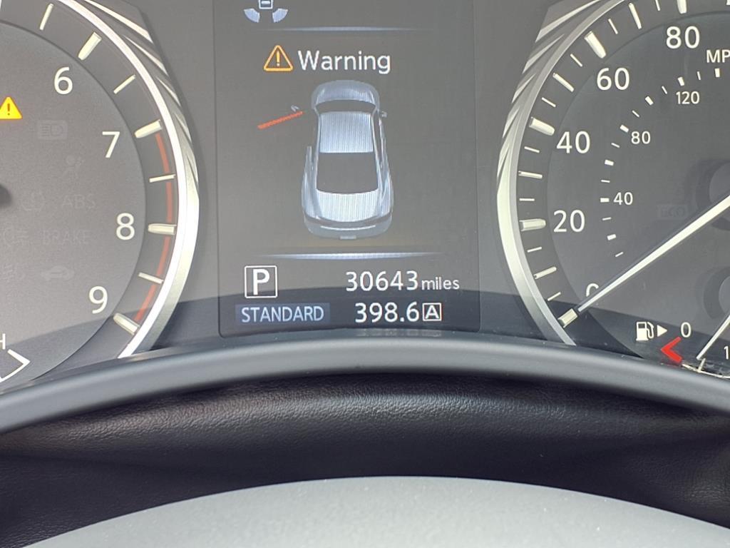 2022 Infiniti Q60 Luxe photo 29