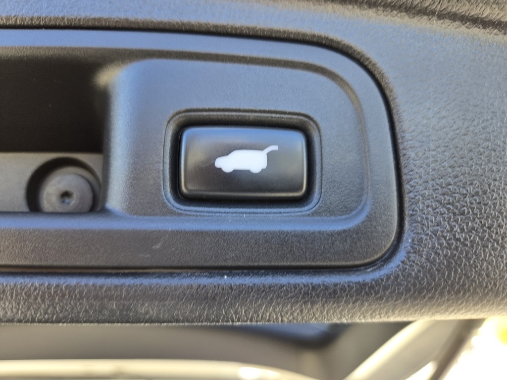 2017 Honda Pilot Elite photo 32