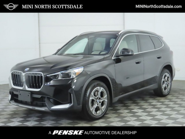 2023 BMW X1 28i's photo