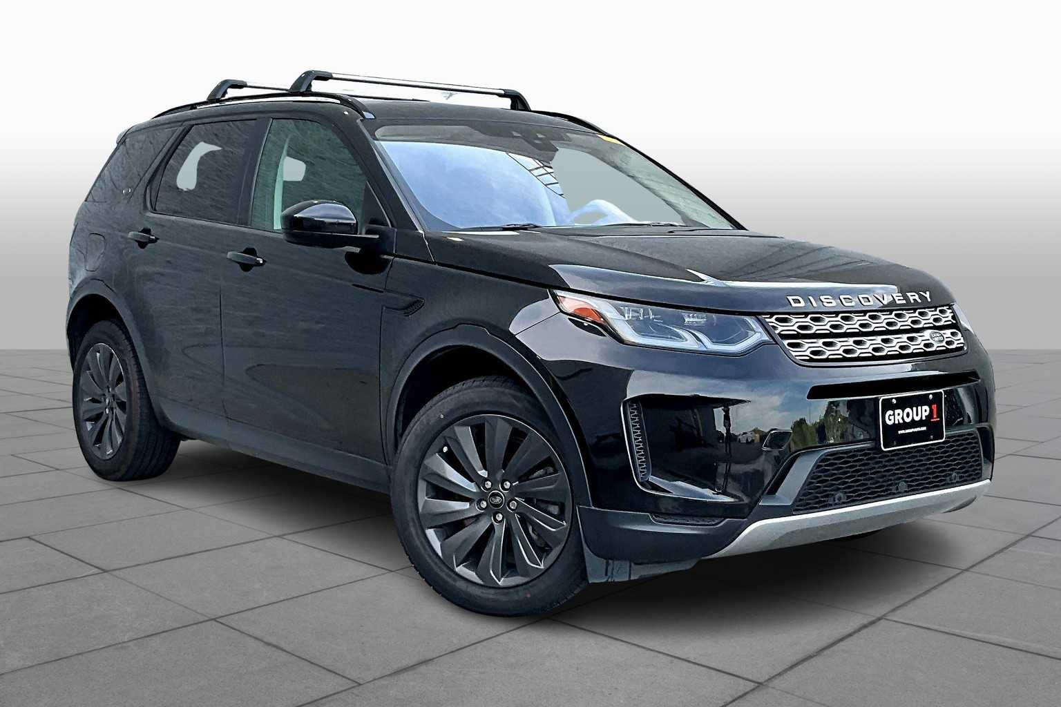 2020 Land Rover Discovery Sport SE photo 2