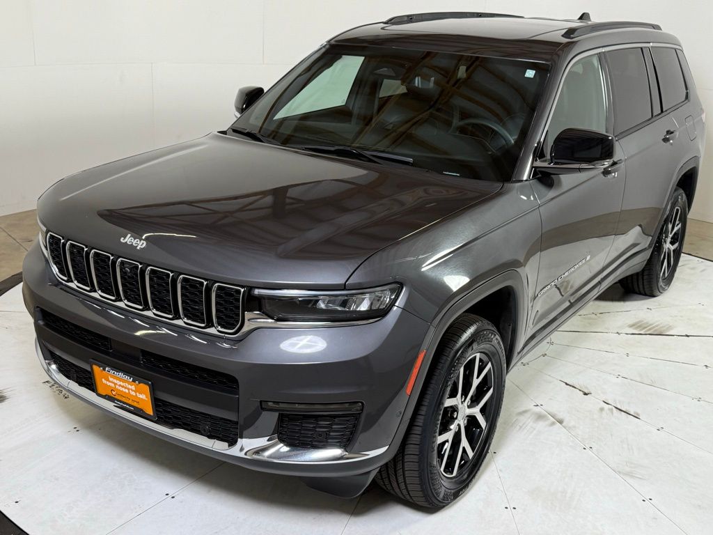 2024 Jeep Grand Cherokee Limited photo 3