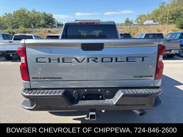 2024 Chevrolet Silverado 2500HD Custom photo 3