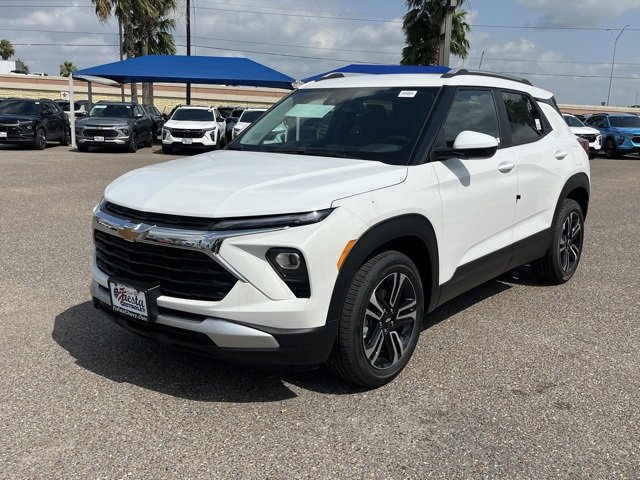 2026 Chevrolet Trailblazer LT photo 2