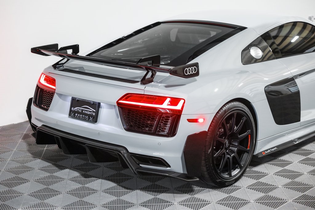 2018 Audi R8 5.2 Plus photo 7