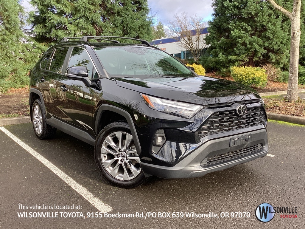 2022 Toyota RAV4 XLE Premium's photo