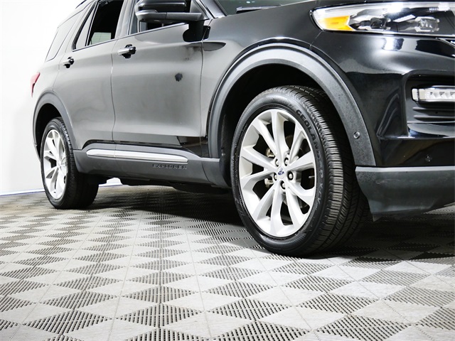 Certified 2021 Ford Explorer Platinum with VIN 1FM5K8HC7MGA62405 for sale in Apple Valley, Minnesota