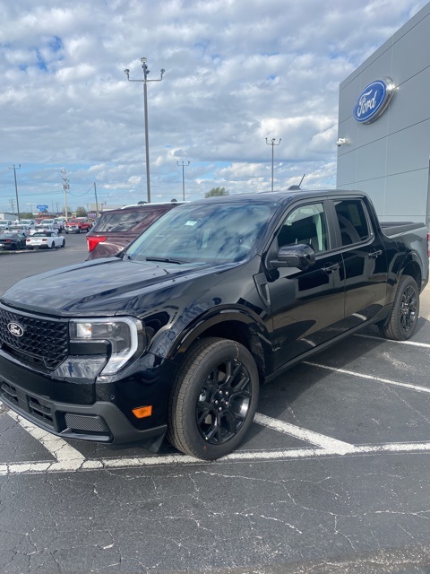 2025 Ford Maverick Lariat photo 3