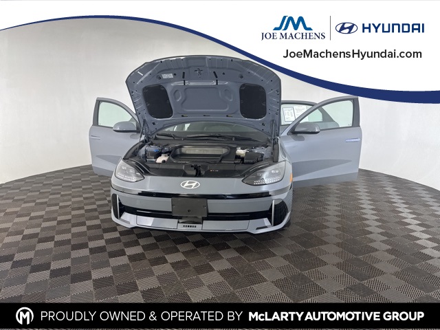 2024 Hyundai Ioniq 6 SE photo 17