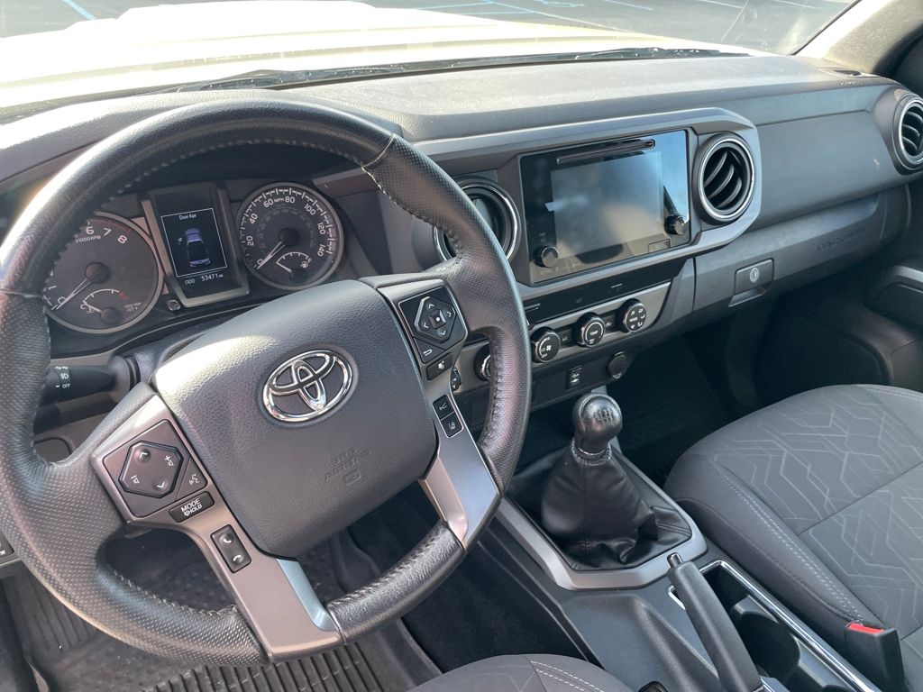 2019 Toyota Tacoma TRD Sport photo 24