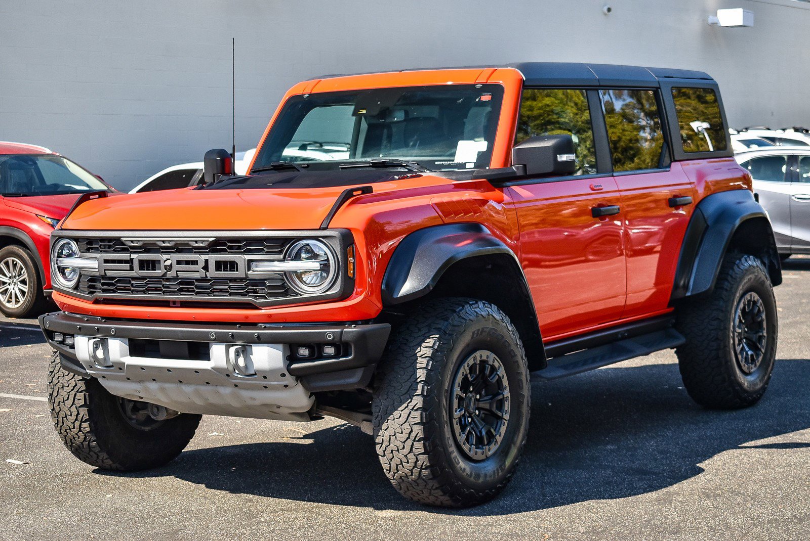 2022 Ford Bronco Raptor photo 3