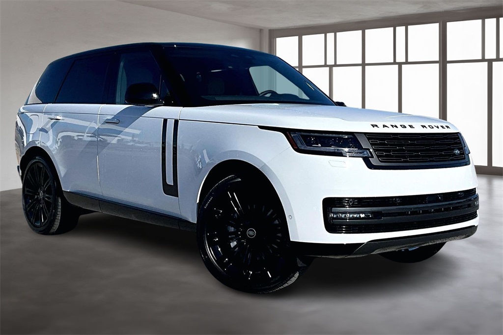 2025 Land Rover Range Rover SE photo 2