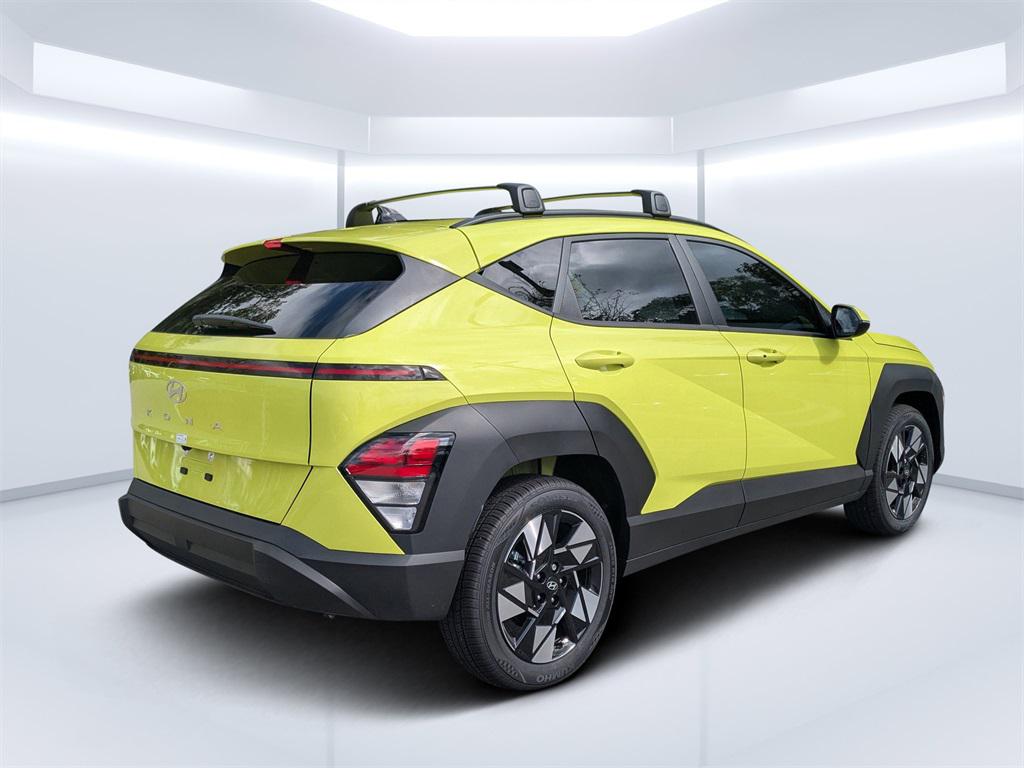 2025 Hyundai Kona SEL photo 3