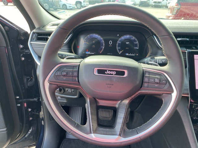 2023 Jeep Grand Cherokee Limited photo 18