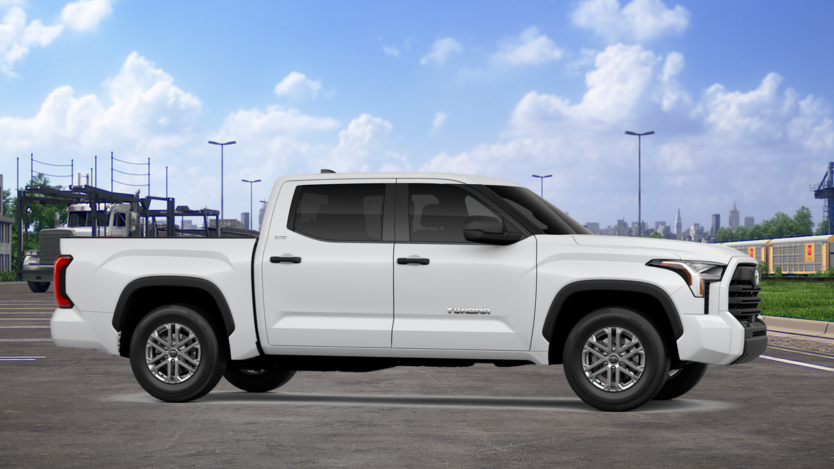 2026 Toyota Tundra SR5 CrewMax photo 13