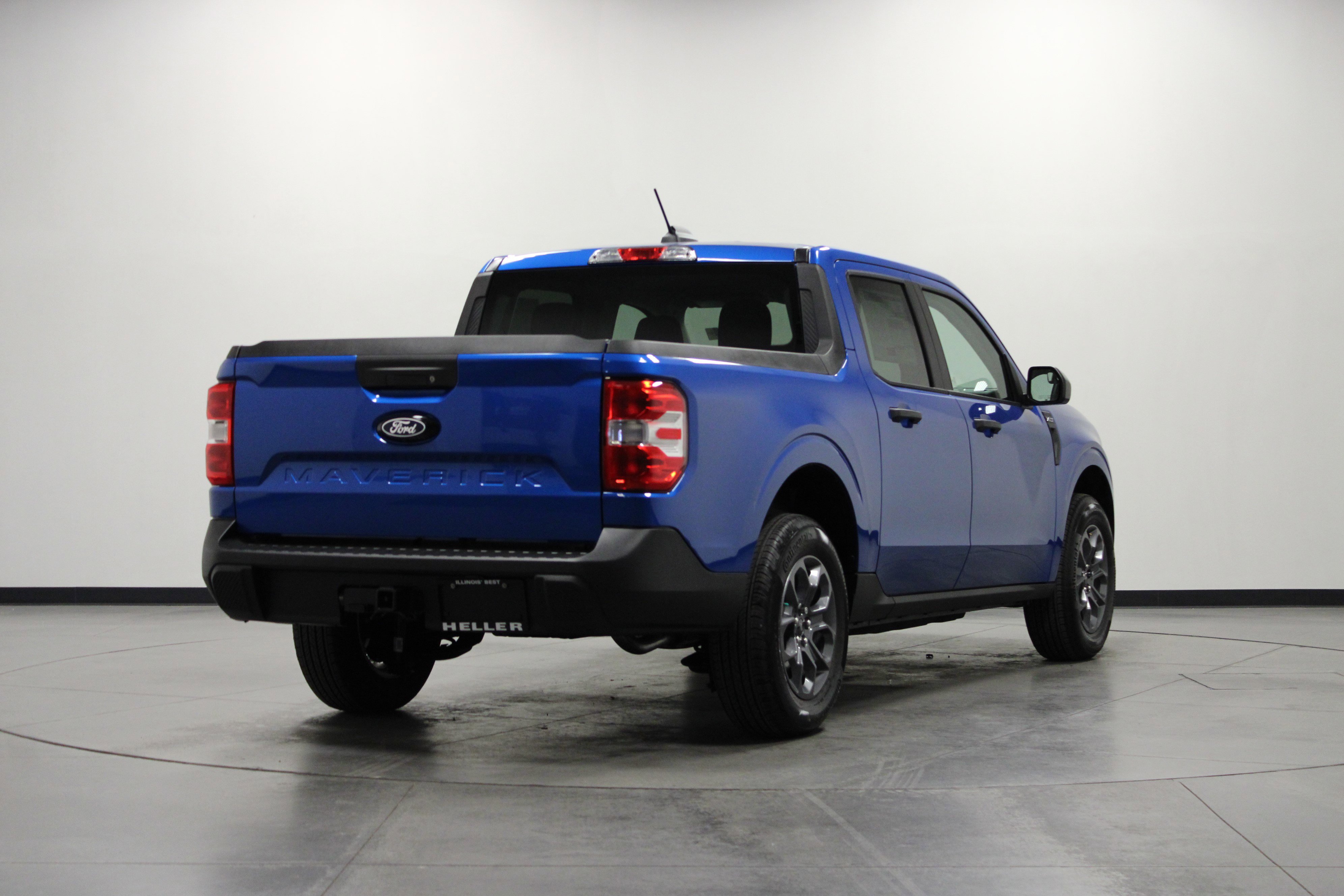 2025 Ford Maverick XLT photo 3
