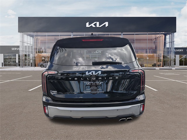 2023 Kia Telluride EX photo 2