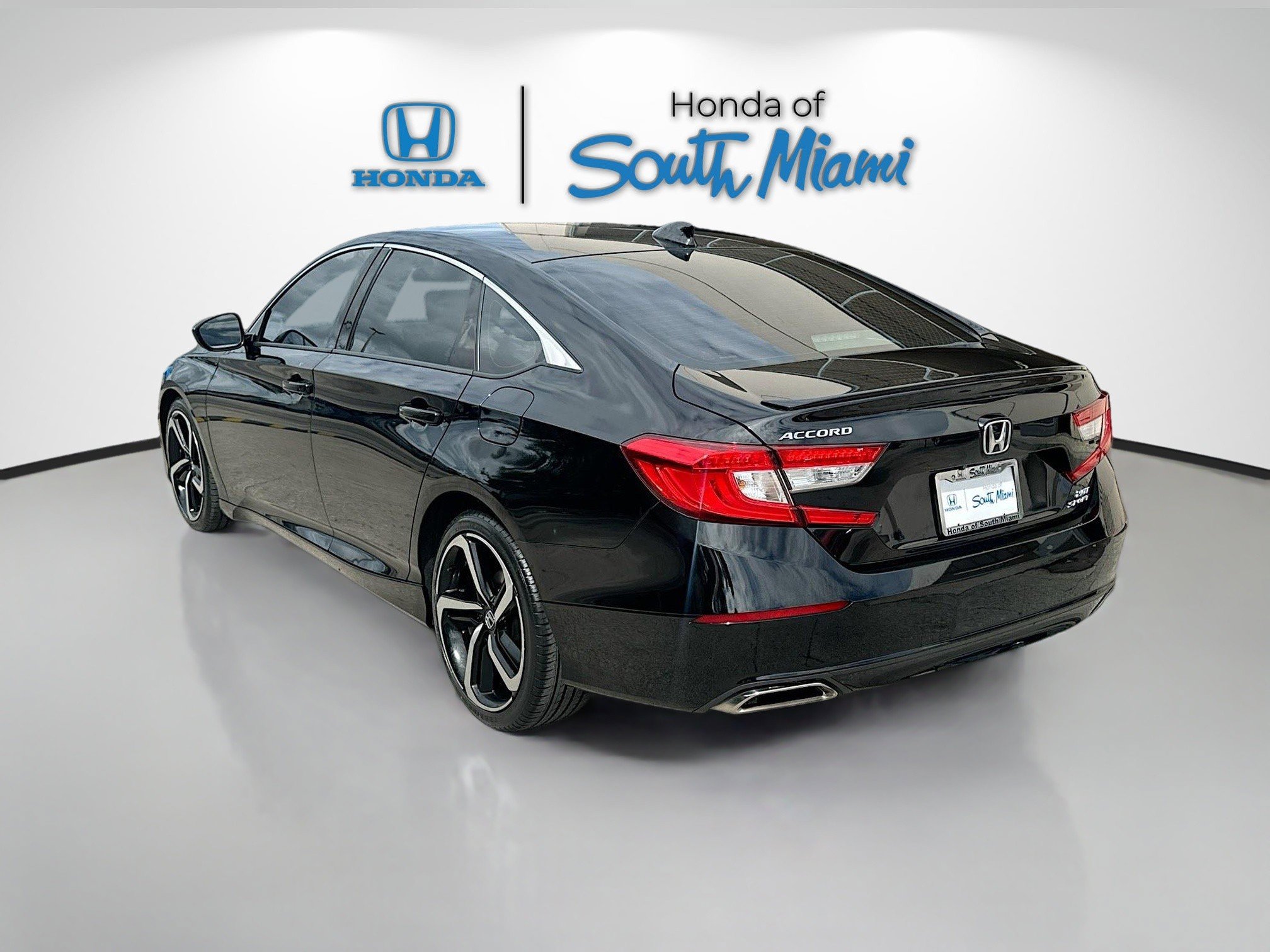 2021 Honda Accord Sport photo 4