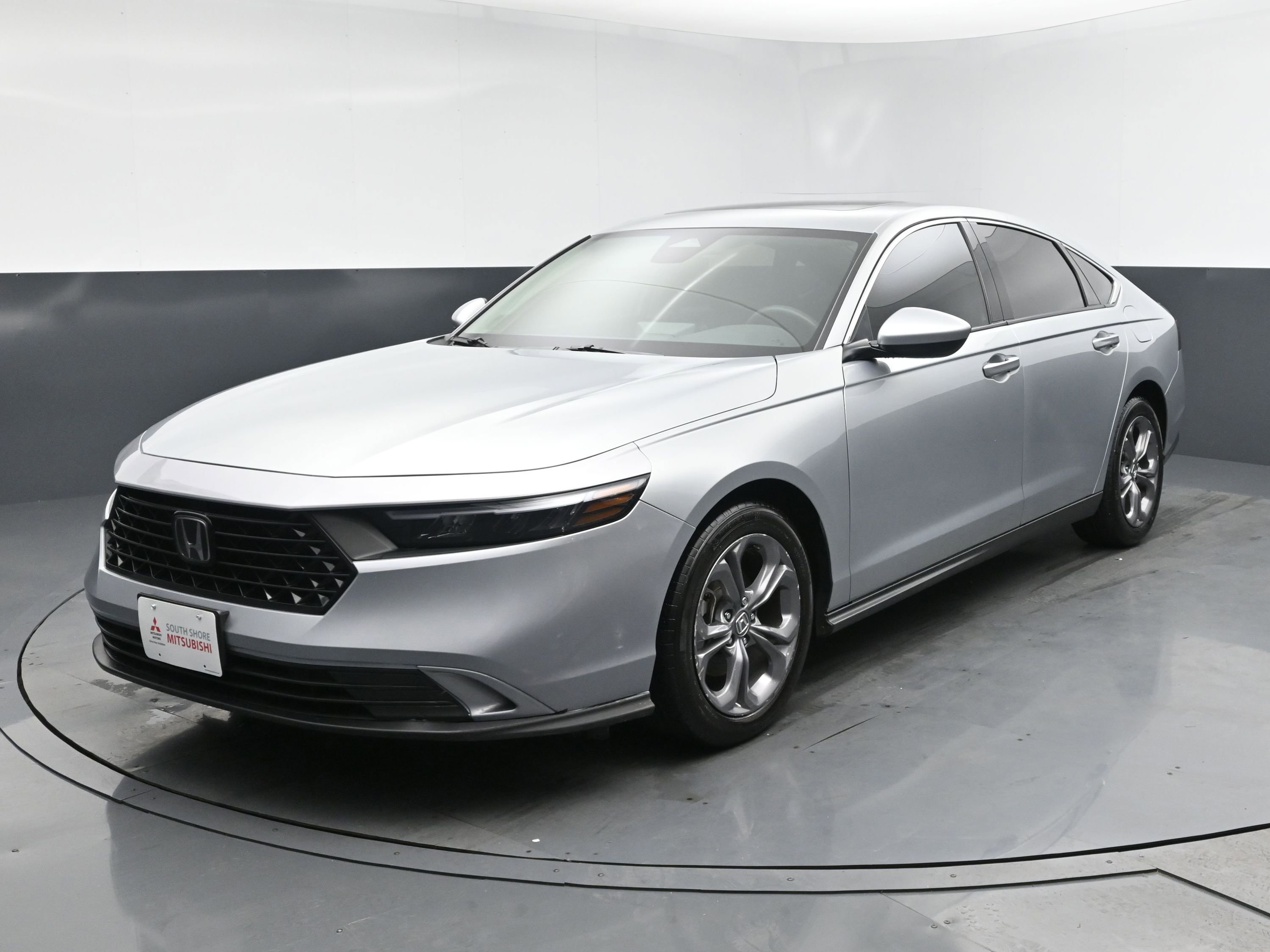 2024 Honda Accord EX's photo