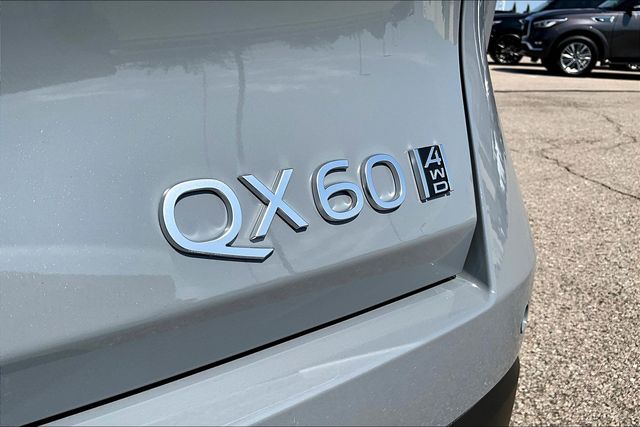 2026 Infiniti QX60 Luxe photo 7
