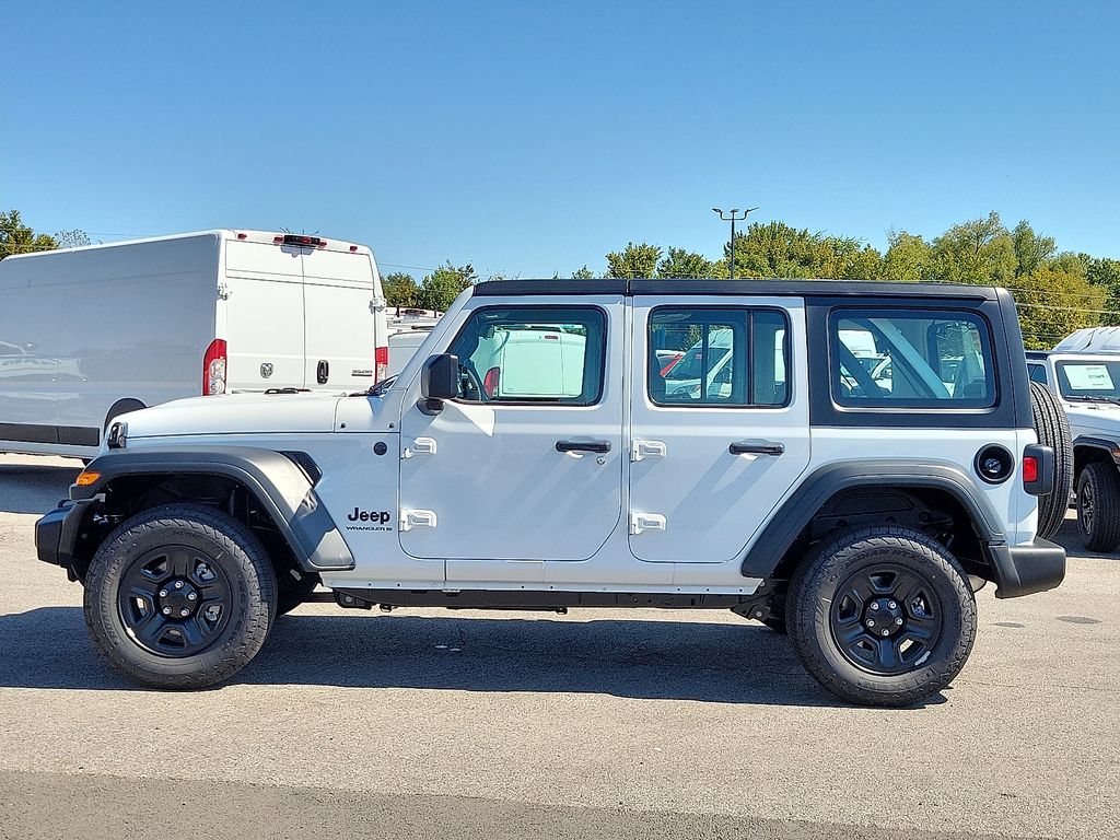 2026 Jeep Wrangler Sport photo 3