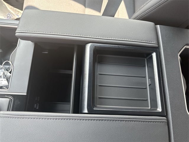 2026 Toyota Tundra SR5 CrewMax photo 19