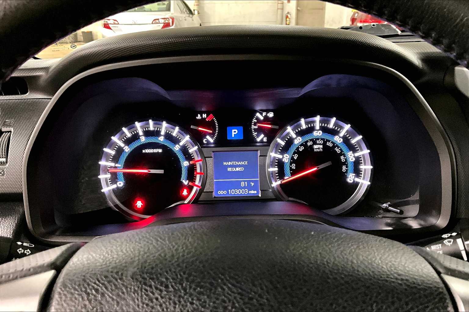 2018 Toyota 4Runner SR5 photo 23