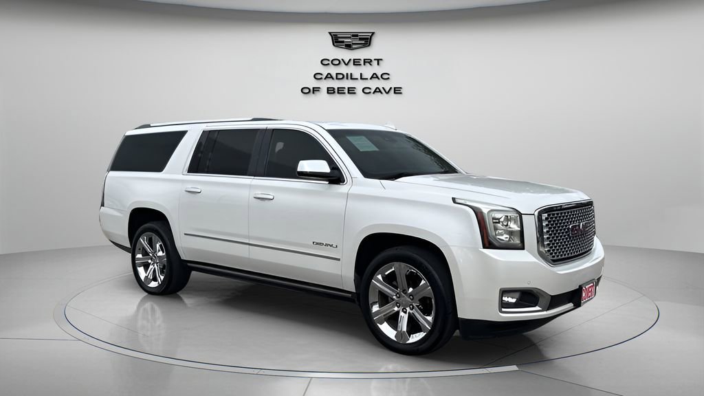 2016 GMC Yukon XL Denali's photo