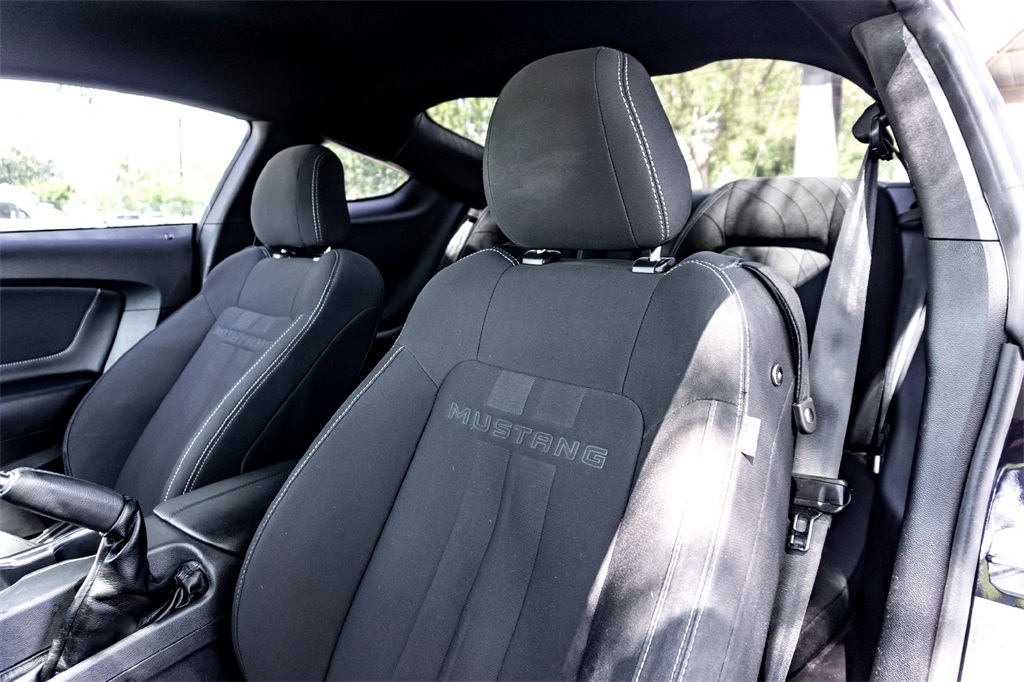 2021 Ford Mustang GT photo 14