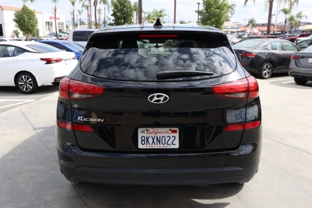 2019 Hyundai Tucson SE photo 3