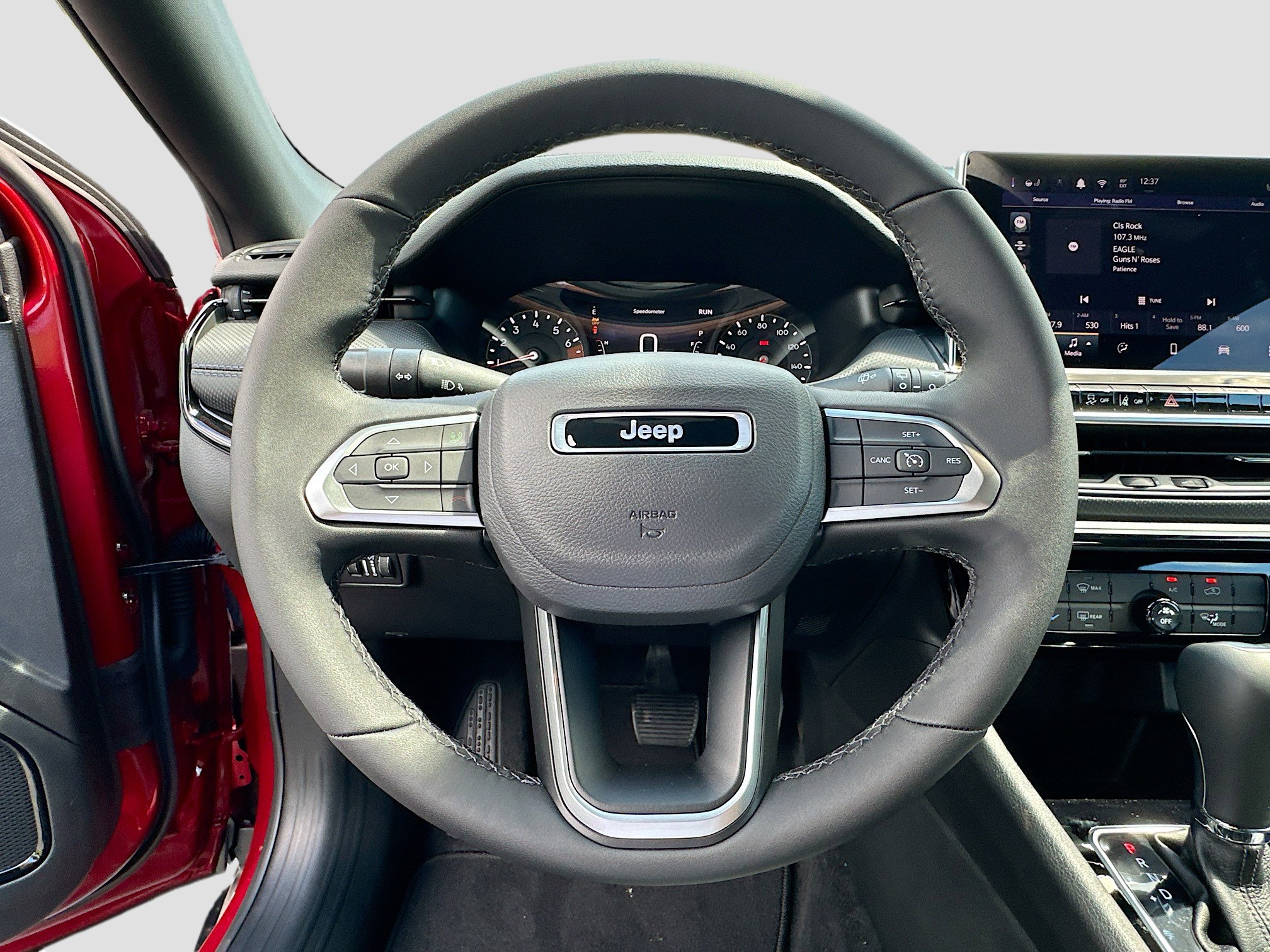 2026 Jeep Compass Latitude Altitude photo 6
