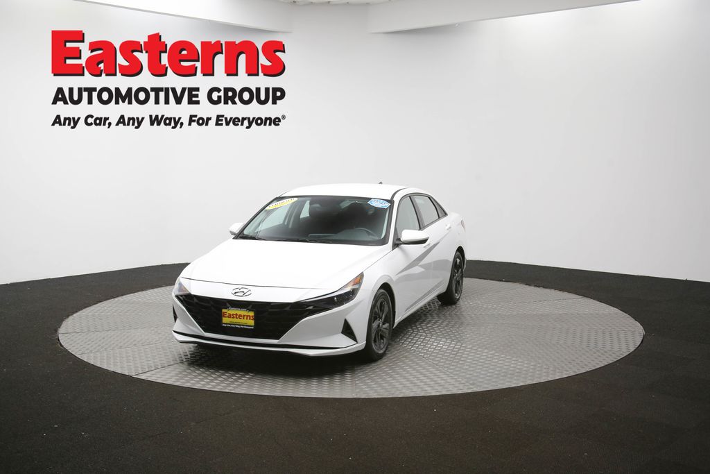 2022 Hyundai Elantra SEL Convenience photo 44