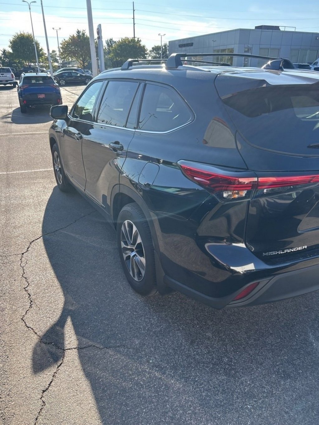 2022 Toyota Highlander XLE photo 4