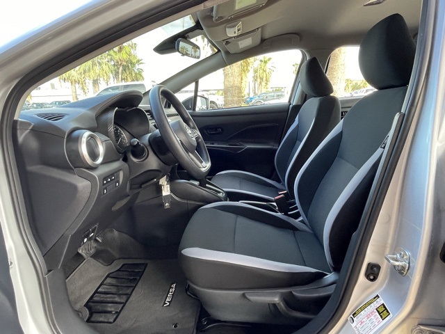 2025 Nissan Versa 1.6 S photo 19
