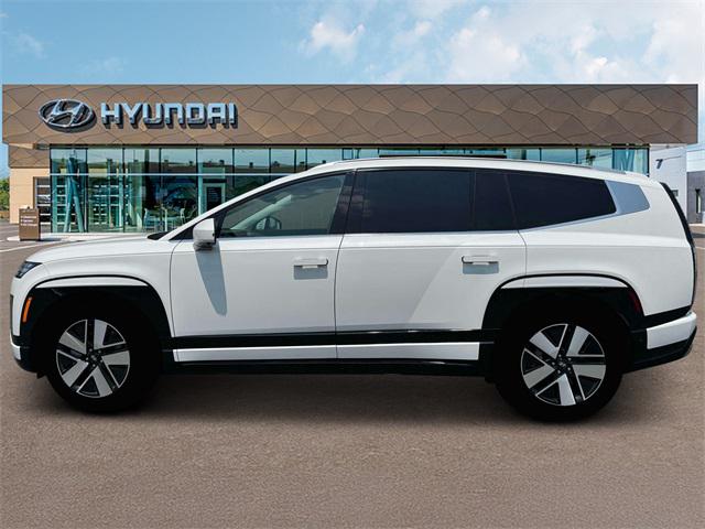 2026 Hyundai Ioniq SEL photo 3