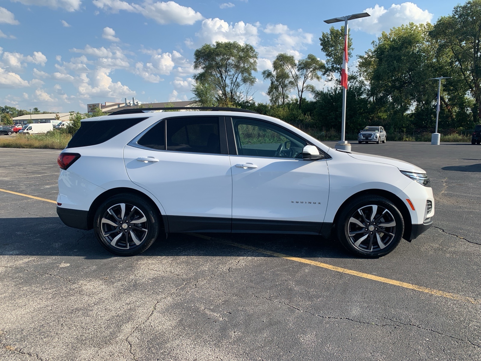 2022 Chevrolet Equinox LT photo 7