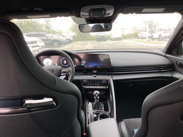 2025 Hyundai Elantra N Base photo 24