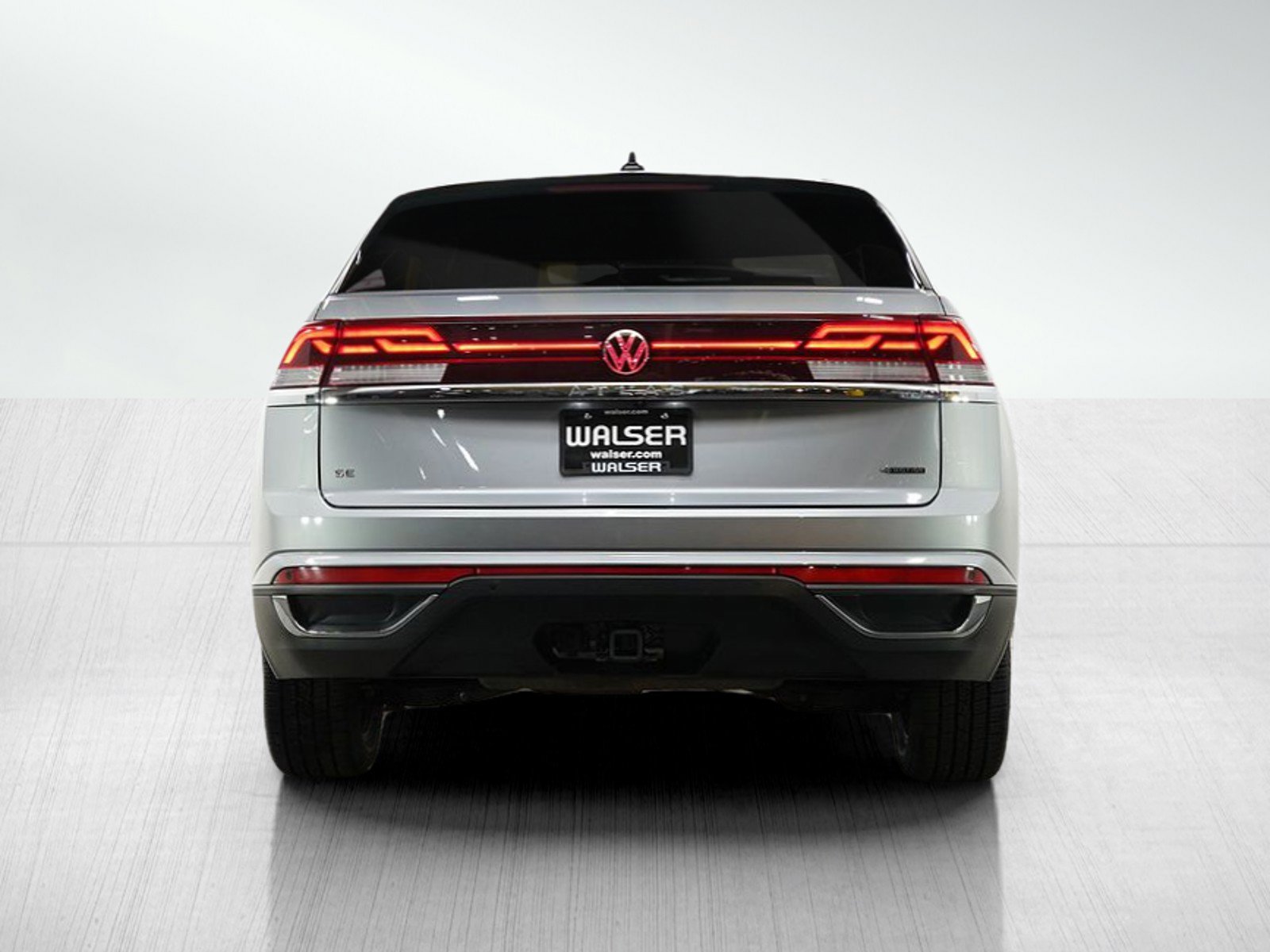 2024 Volkswagen Atlas Cross Sport SE Technology photo 3