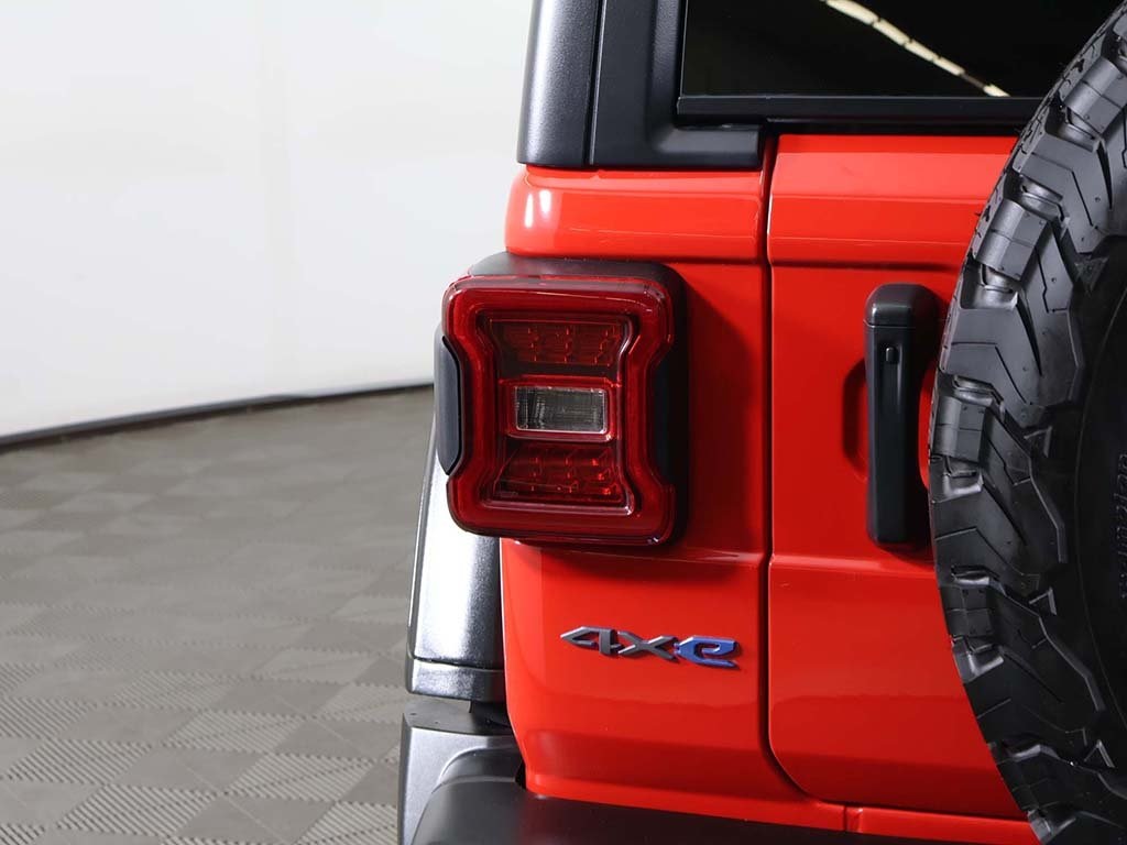 2024 Jeep Wrangler Rubicon 4xe photo 11