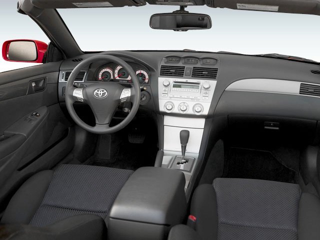 2008 Toyota Camry Solara SLE photo 4