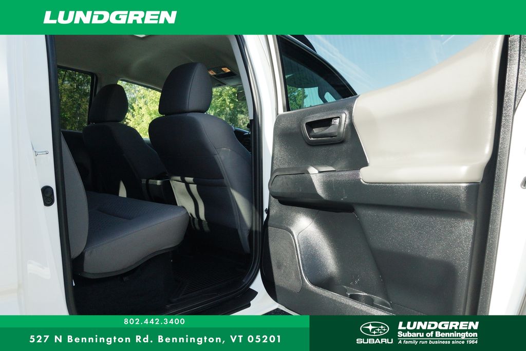 2023 Toyota Tacoma SR 4x4 photo 15