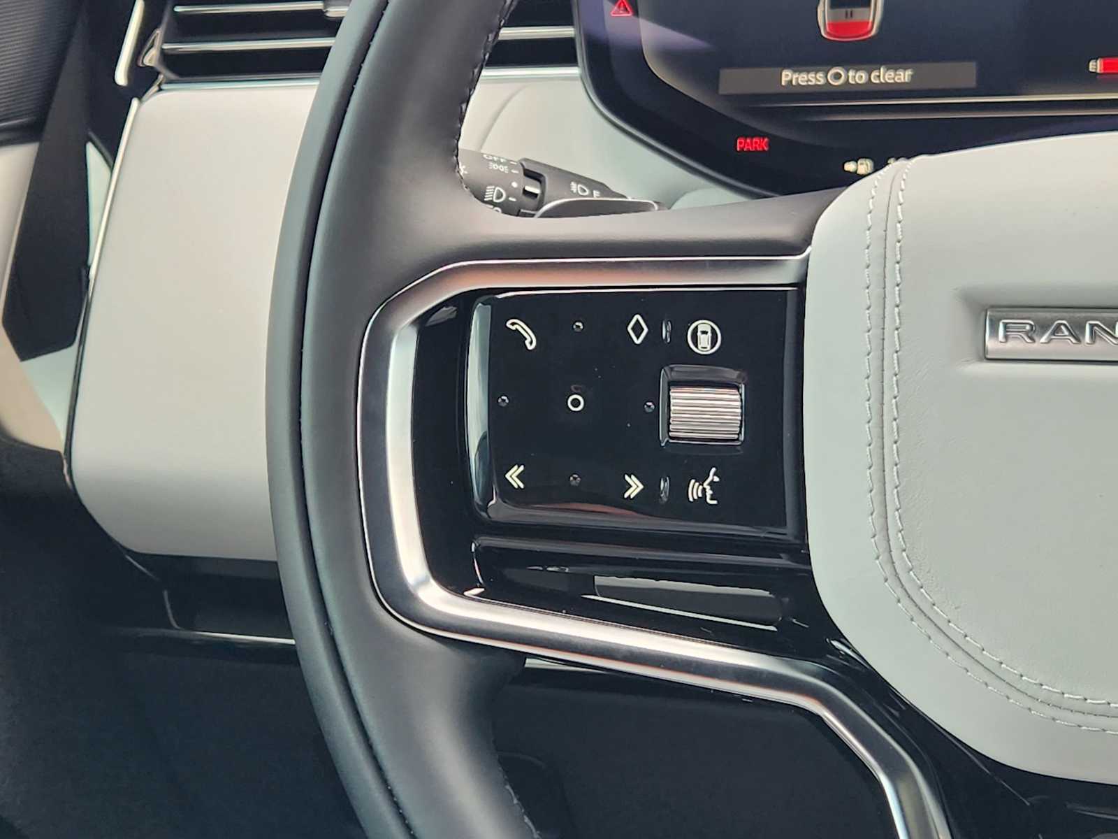 2025 Land Rover Range Rover Sport SE photo 22