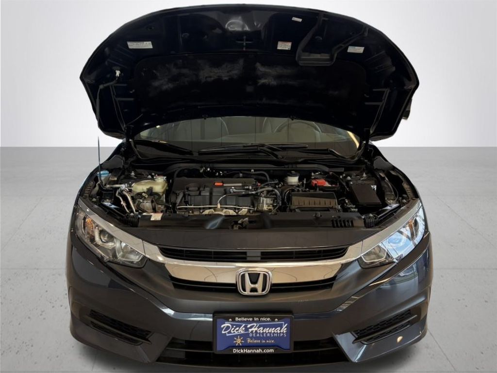 2018 Honda Civic LX photo 4