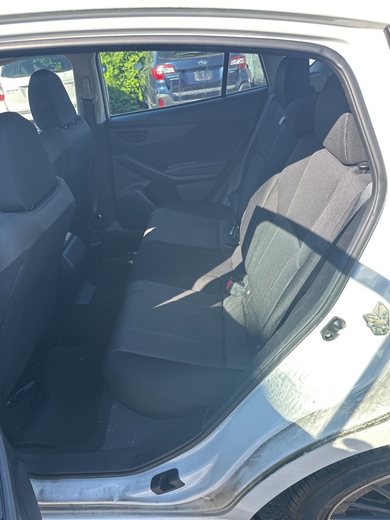 2019 Subaru Impreza 2.0i Premium photo 6