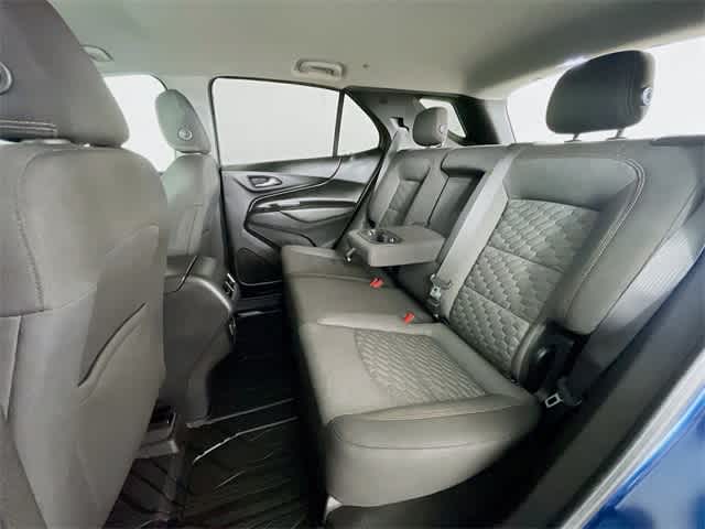2020 Chevrolet Equinox LT photo 23