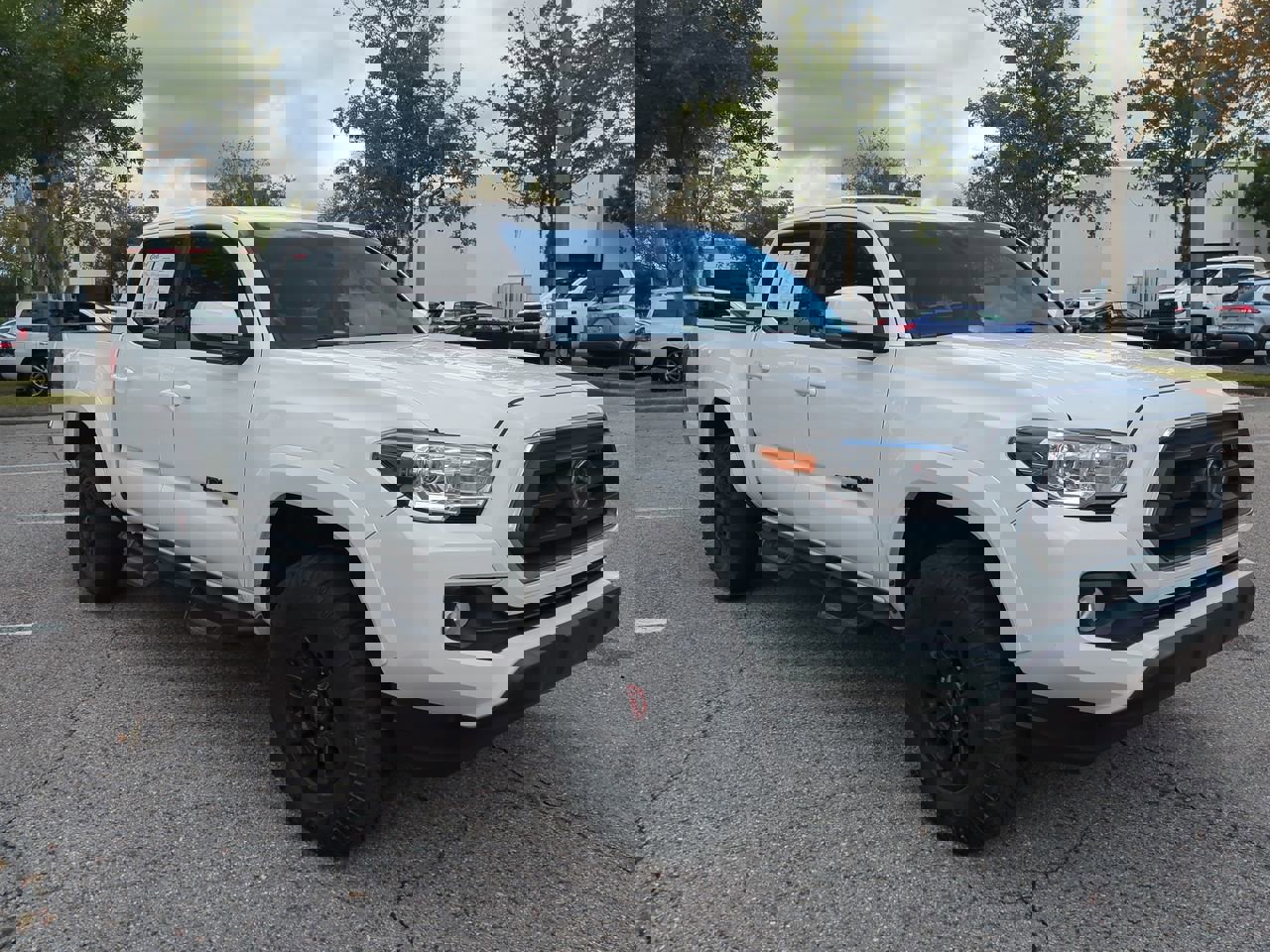 2021 Toyota Tacoma SR5 photo 3