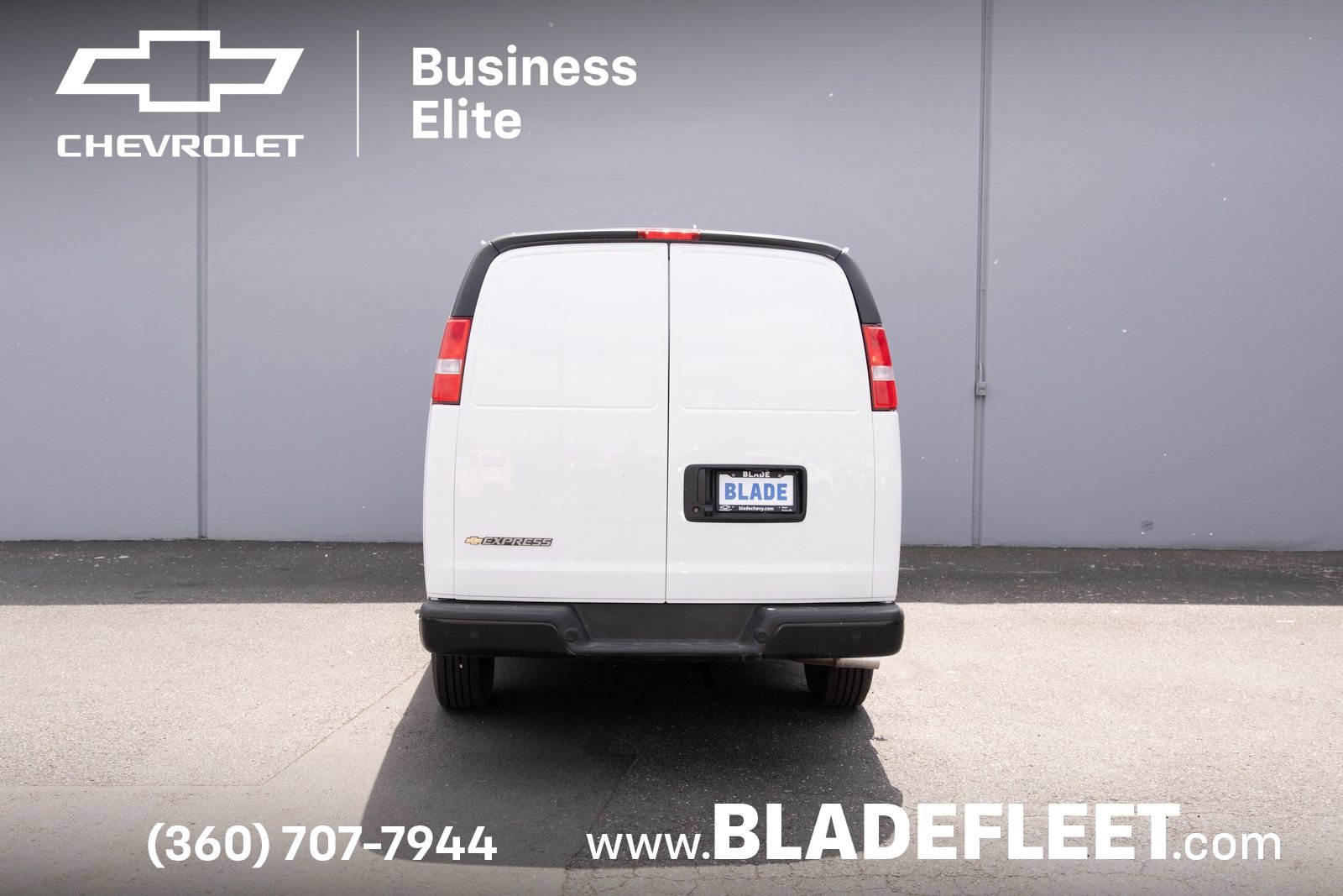 2025 Chevrolet Express Cargo 2500 photo 4