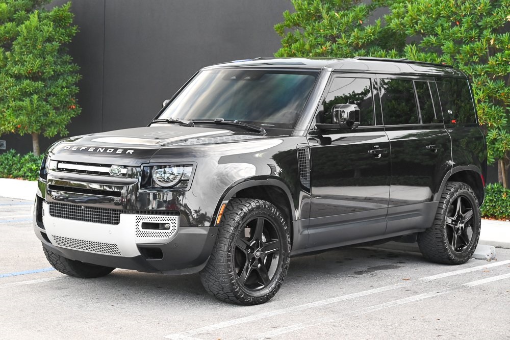 2021 Land Rover Defender SE