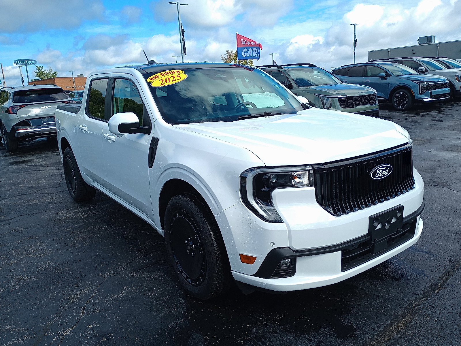 2025 Ford Maverick Lobo's photo